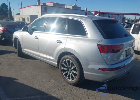 2017 Audi Q7 3.0T Premium z USA, uszkodzony, nr VIN WA1VAAF75HD003763